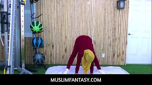 MuslimFantasy – Fitness Trainer fucks exotic arabic client