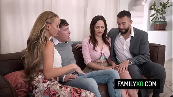 Teen step-sibling fucking with their stepmom and stepdad – Pristine Edge, Rissa May